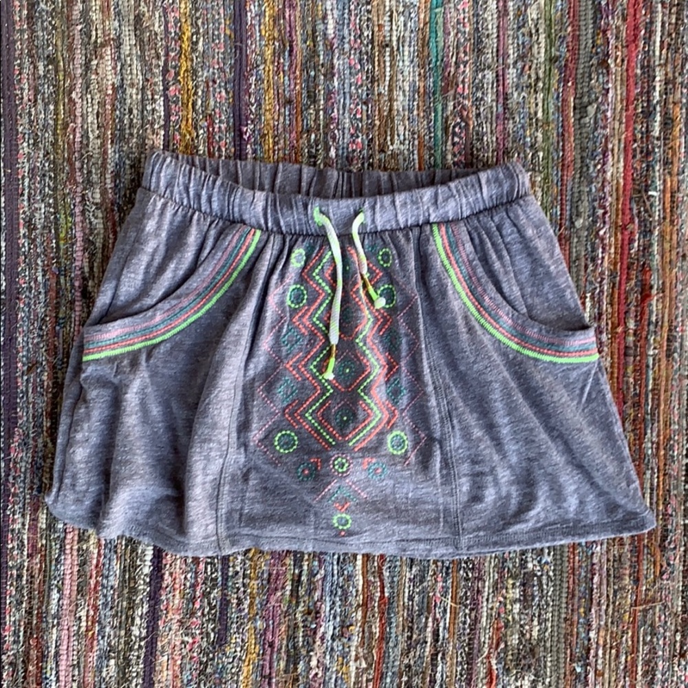 💚 Girls Cat & Jack neon embroidered skort wpocket